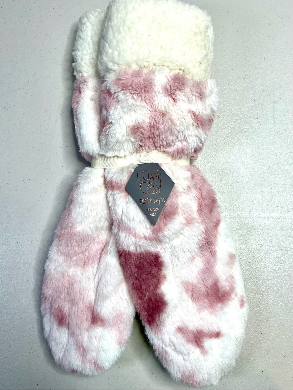Plush Pink & White Faux Fur anti slip sock shoe, OS